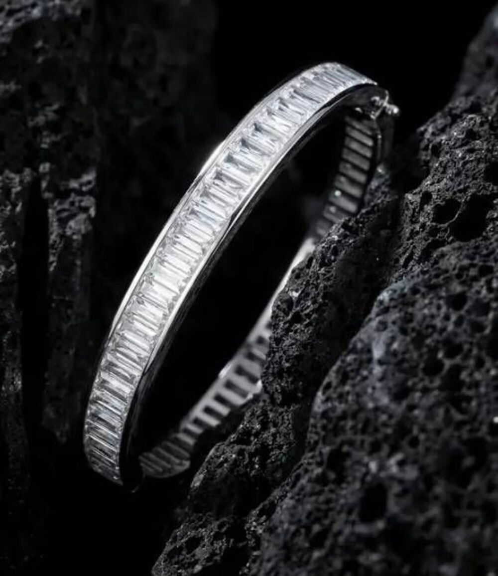 CERTIFIED GRA Genuine Moissanite Diamond 11.8 Ct.VVS1 Baguette Bangle Bracelet - Picture 5 of 12